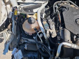 Peugeot 5008 BlueHDI 130 Aut. 7 Pers Navi picture 22