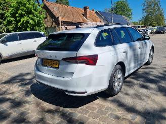 Skoda Octavia 1.5 TSI Aut MHEV Business Edition Led picture 3