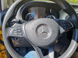 Mercedes eVito 66Kwh Extra lang stoelverwarming picture 18