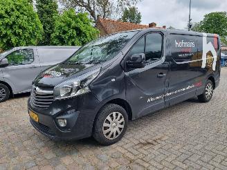 Unfallwagen Opel Vivaro L2 1.6 CDTI 95 Airco 2017/6
