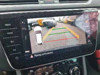 Skoda Superb 1.6 TDI DSG Aut. Leder Navi Stoeverver. picture 19