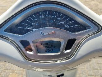 Vespa  Primavera 50 picture 11