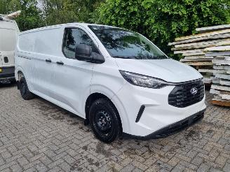 Schade bestelwagen Ford Transit Custom 2.0 TDCI Aut. L2 Stoelverw. 2025/6