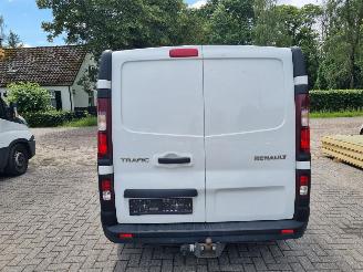 Renault Trafic 2.0 DCI 120 L2 Airco Navi picture 4