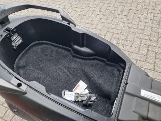 Piaggio MP3 LT MP3 530HPe picture 12