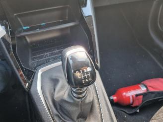 Peugeot 208 Puretech 100 Airco picture 16