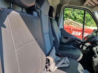 Renault Master DCI 165 L2 H2 Airco Navi picture 13