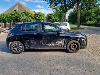 Peugeot 208 Puretech 100 Airco picture 6