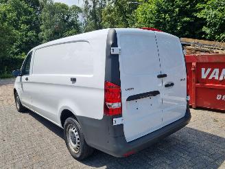 Mercedes Vito 116 CDI Aut L3 Airco Navi Stoelverw picture 3