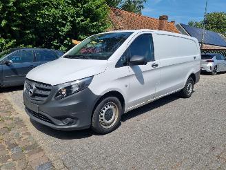 Schadeauto Mercedes Vito 116 CDI Aut L3 Airco Navi Stoelverw 2024/3