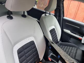 Citroën C3 Aircross AUT 1.2 Hybrid Max picture 12