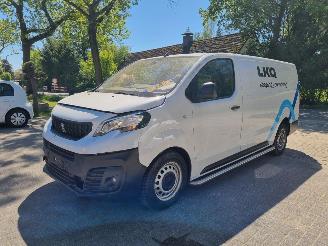 damaged commercial vehicles Peugeot Expert BlueHDI 100 L3 Airco Navi 2023/8
