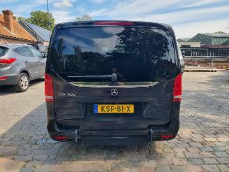Mercedes EQV 300 90KWH Rolstoelbus 5 Stoelen Led Stoelverw picture 4