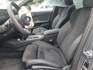 BMW 1-serie 116 Aut. Mpak Pano Navi Stoelverw. Harman Kardon picture 15