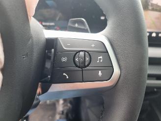 BMW 1-serie 116 Aut. Mpak Pano Navi Stoelverw. Harman Kardon picture 25