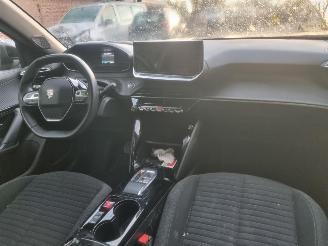 Peugeot e-2008 EV Active 54KWH picture 16