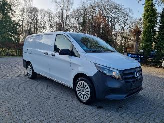 damaged commercial vehicles Mercedes Vito 116 CDI L2 Navi Stoelverw 2024/7