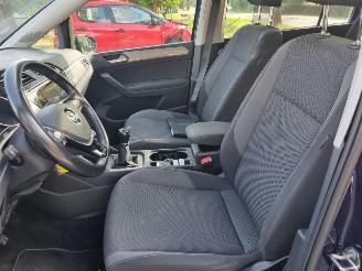 Volkswagen Touran 1.5 TSI 7 Pers Pano picture 15