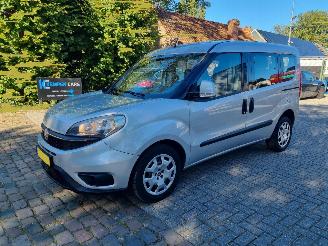 uszkodzony samochody osobowe Fiat Doblo 1.4 Rolstoelauto Airco 2015/5