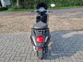 Vespa  Sprint S 50 picture 4