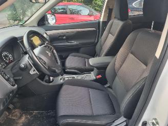 Mitsubishi Outlander 2.0 Aut 7 pers Business Ed picture 13