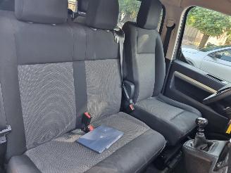 Peugeot Traveller BlueHDI 120 XL 9 Stoelen Navi Airco picture 15