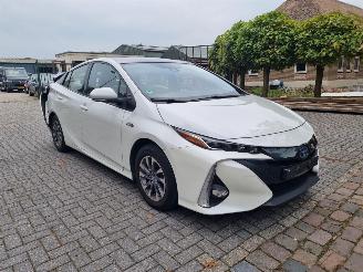 Toyota Prius 1.8 Plugin Hybrid Clima Stoelverw Navi picture 7