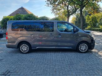 Peugeot Traveller BlueHDI 120 XL 9 Stoelen Navi Airco picture 6