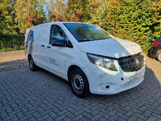 Schade bestelwagen Mercedes Vito 116 CDI Aut Lang 2x Schuifdeur 2023/7