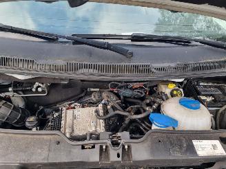 Volkswagen Transporter 2.0 TDI 81KW L2 Airco picture 9