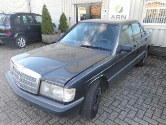rozbiórka samochody osobowe Mercedes 190-serie 190 e 1993/1