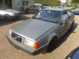 skadebil auto Volvo 440  1993/1