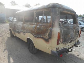 rozbiórka samochody osobowe Ford Transit  1981/1