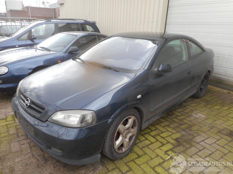 Opel Astra COUPE