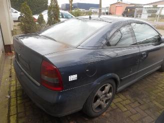 Opel Astra COUPE picture 7