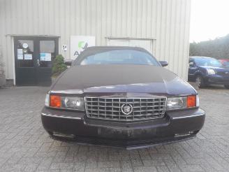 Cadillac STS  picture 1