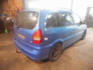 Opel Zafira opc picture 6