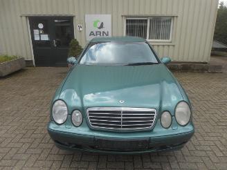 Salvage car Mercedes CLK 320 1999/1