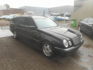 Mercedes E-klasse e430 v8 aut.avantgarde picture 2