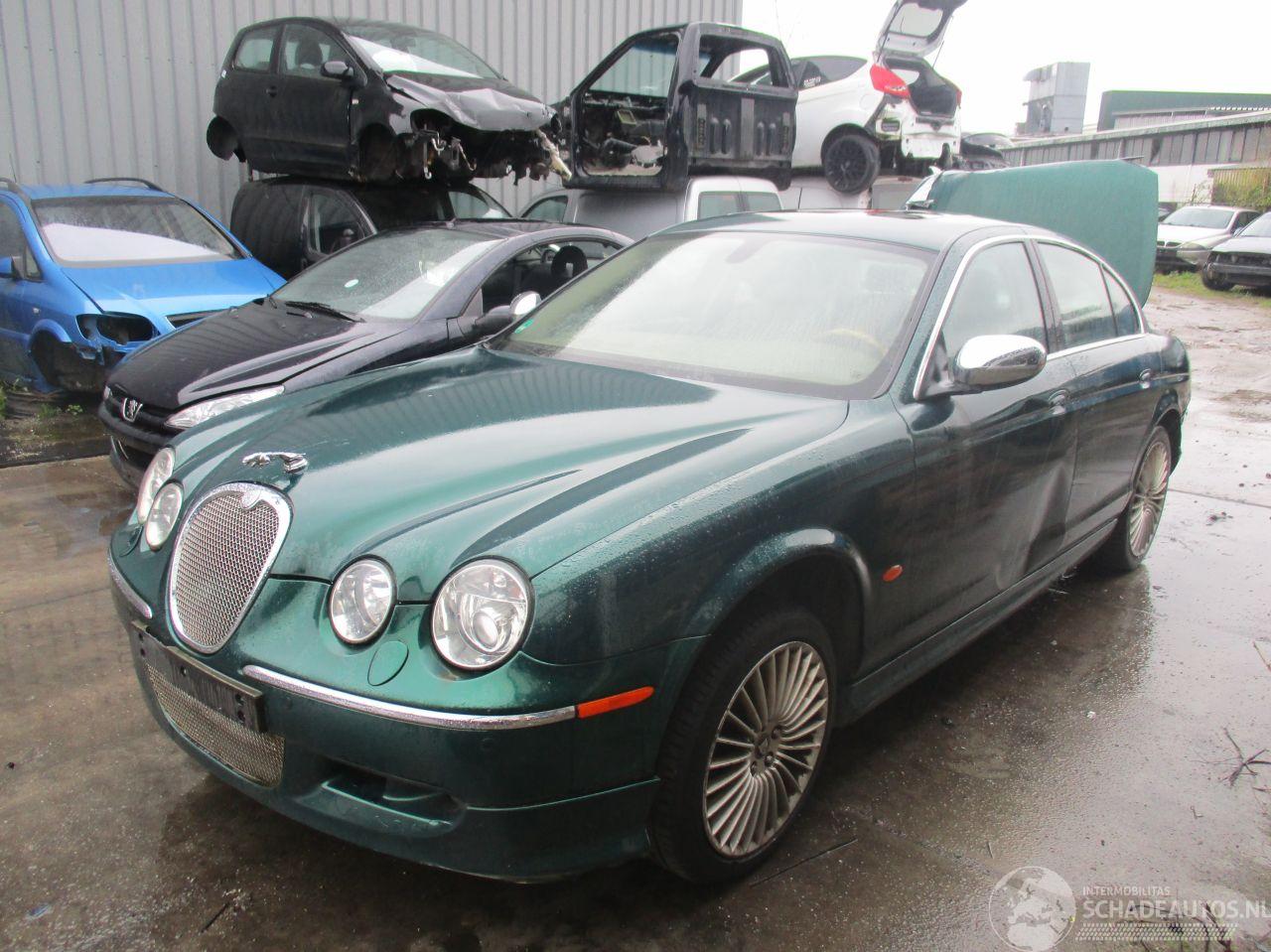 Jaguar S-type executive