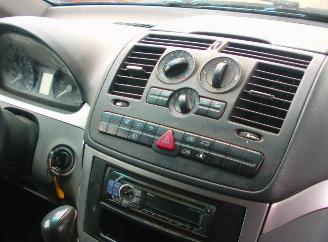 Mercedes Vito 639 120 cdi picture 8