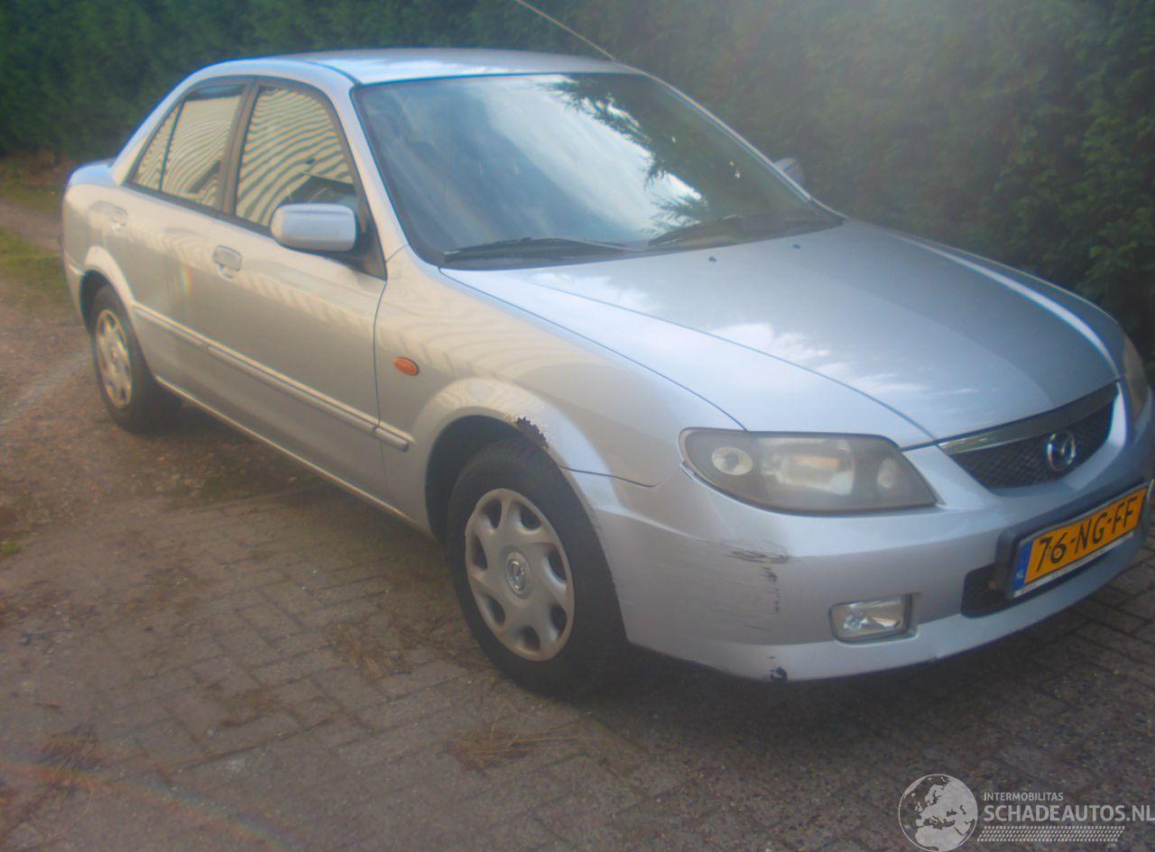 Mazda 323 