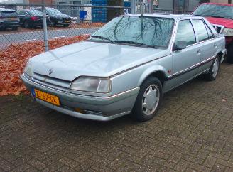 Coche accidentado Renault 25 txe 1991/3