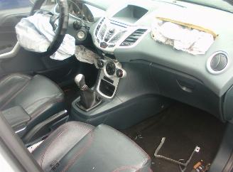 Ford Fiesta  picture 3
