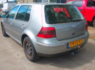 Volkswagen Golf  picture 4