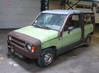 Schadeauto Renault Rodeo  1986/1