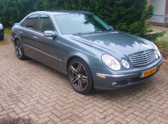 Vaurioauto  passenger cars Mercedes E-klasse 350 2006/2