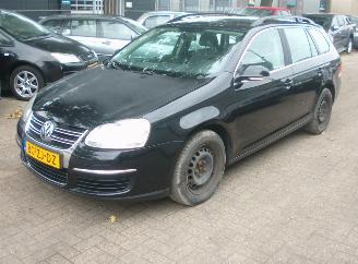Vaurioauto  passenger cars Volkswagen Golf  2008/2