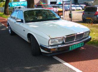 Schadeauto Jaguar Sovereign  1988/8