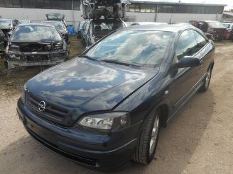 Opel Astra coupe picture 2